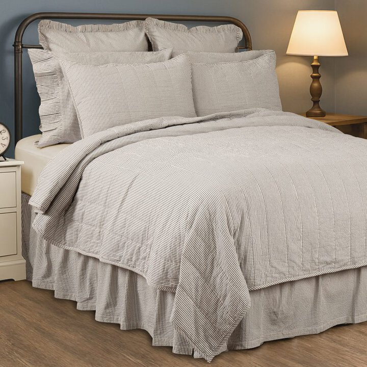 Hatteras Seersucker Blue Ticking Stripe Twin Quilt Coverlet 68Wx86L