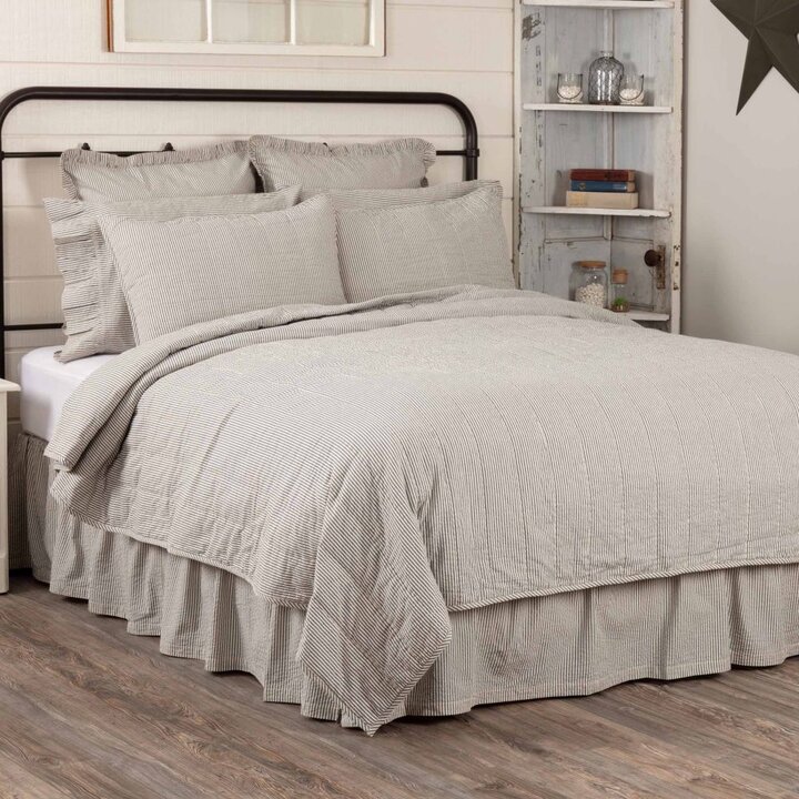 Hatteras Seersucker Blue Ticking Stripe Twin Quilt Coverlet 68Wx86L - Image 2