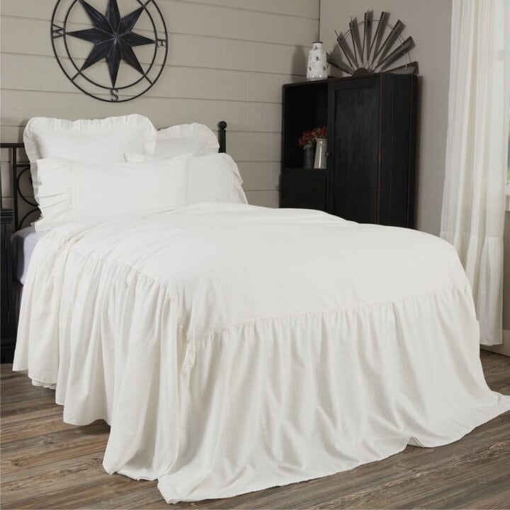 Elizabeth Ruffled King Bedspread 80Lx76W+27