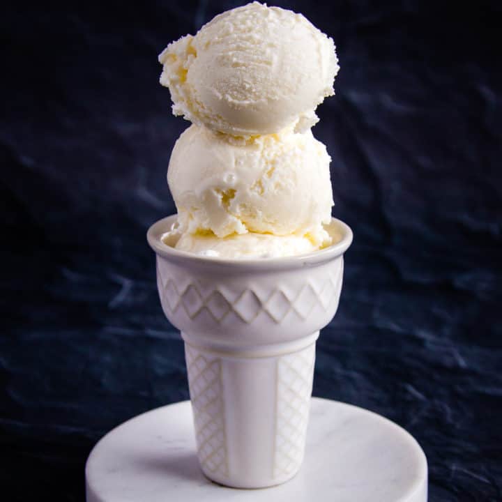 vanilla ice cream cone