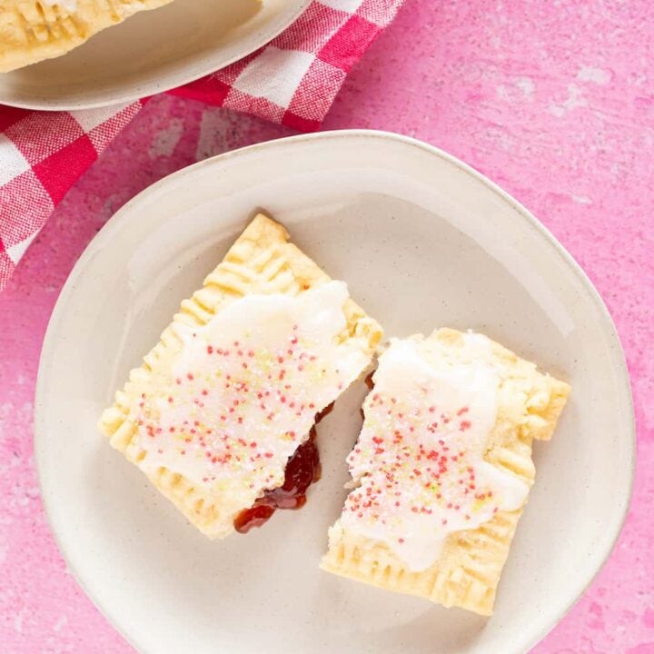 homemade strawberry pop tarts