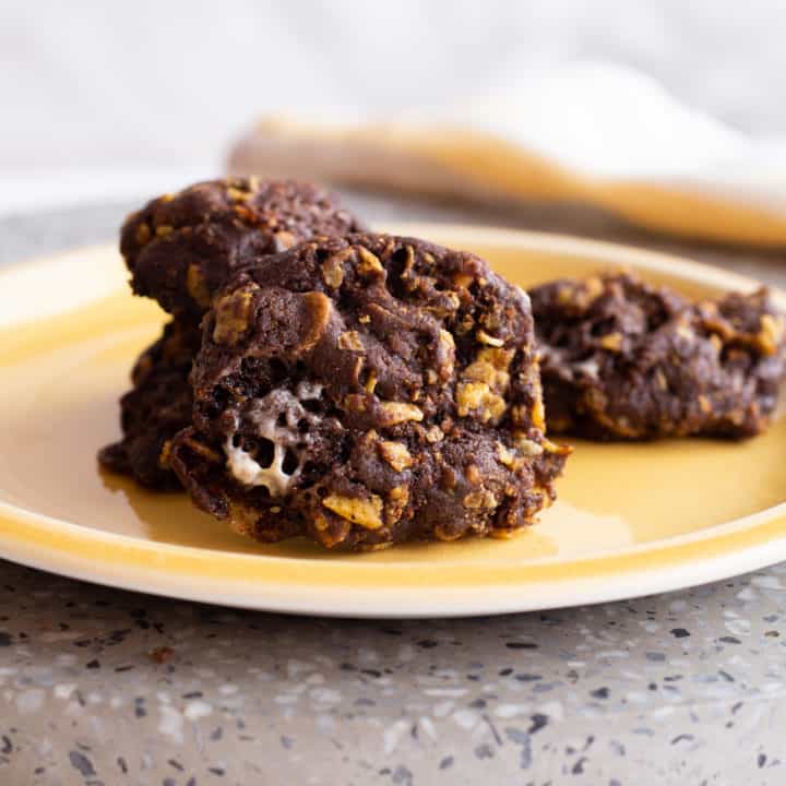 chocolate cornflake cookies