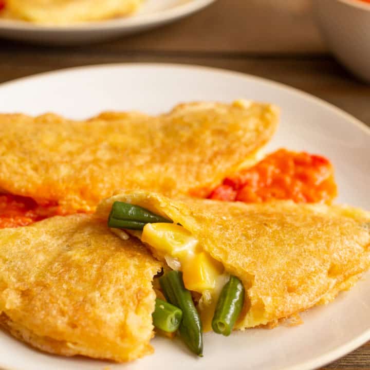 peneques - stuffed tortillas