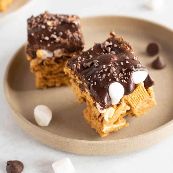 fluffernutter s'mores bars - layers of Golden Graham marshmallow treats, peanuts, marshmallows, and chocolate