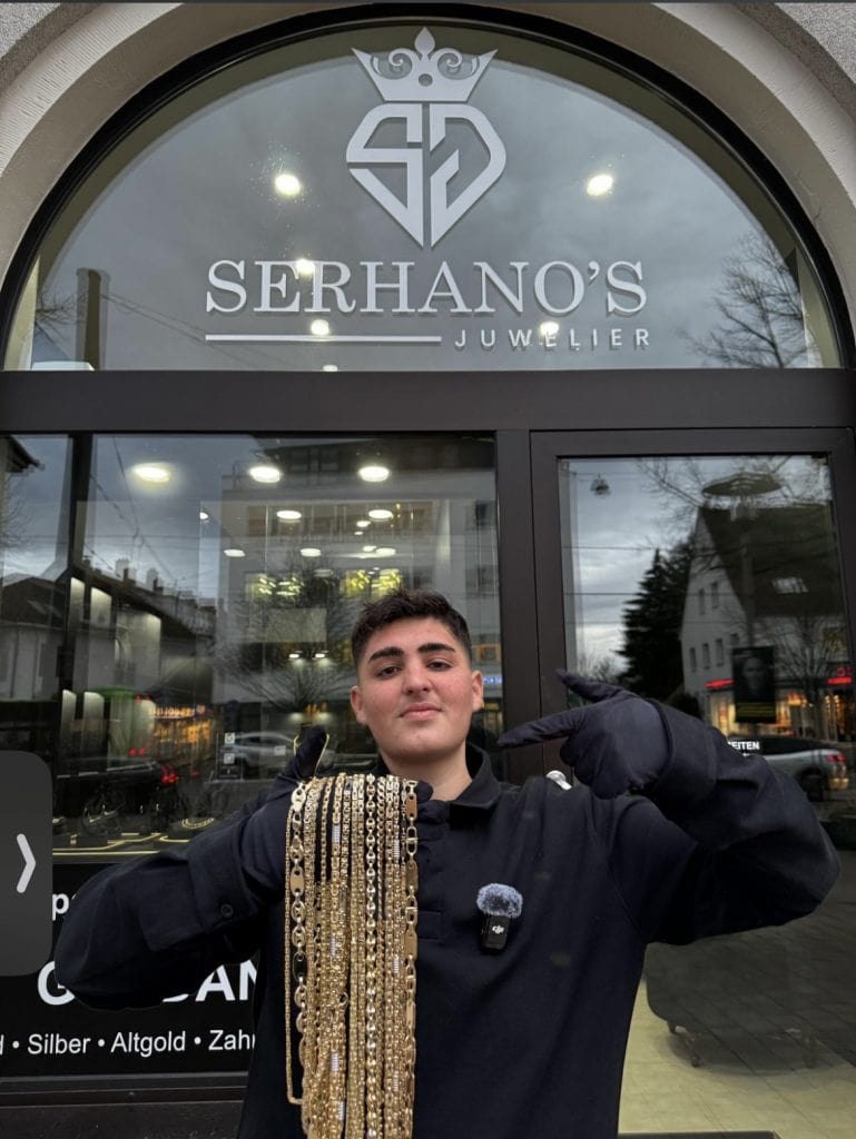 Goldankauf Hannover - Ahmed Serhan Juwelier Hannover - Deutschlands Nr. 1 für Der Reichweitenstärkste Juwelier Deutschlands. Über 200.000 TikTok-Follower – bekannt aus dem TV, bei ProSieben & SAT.1.