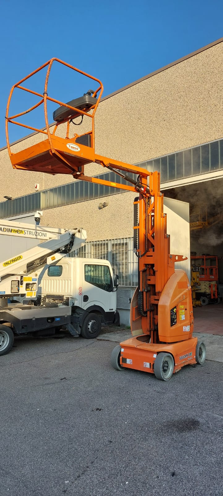 Piattaforma aerea JLG Toucan 10 del 2011