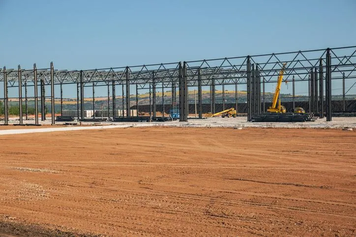Industrial Building being built in an industrial zoning