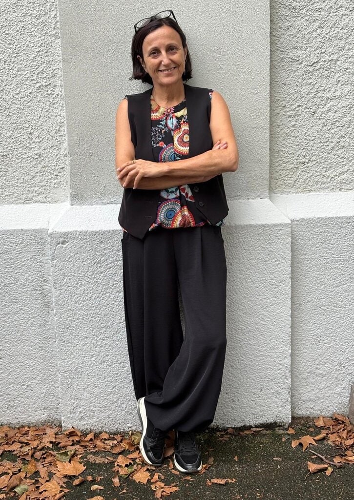 „Valerie Bonfiglio lächelt freundlich – Coach für Klarheit und Lebensqualität“