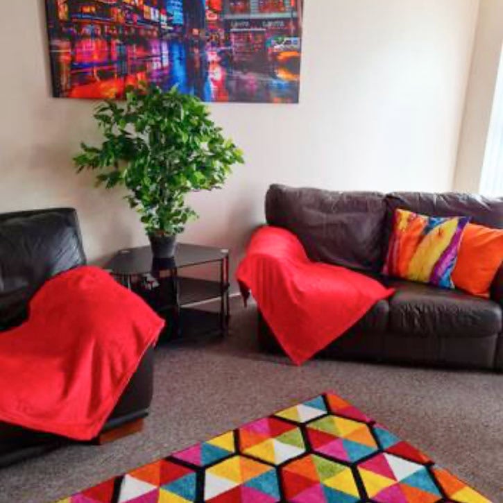 Interior Ample Comforts - Crystal Stays