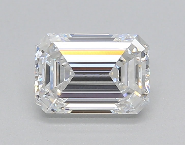 1.02 ct Emerald Lab-Diamond