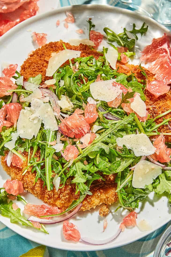 Chicken Cutlets with Arugula and Pomelo