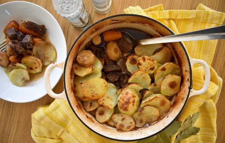 Looking for something to do with all of that yummy leftover roast beef? Why not throw it in a hotpot with some tasty veg and potatoes for another delicious family meal? Perfect whether you are cooking on a tight budget or trying to cut your food waste.