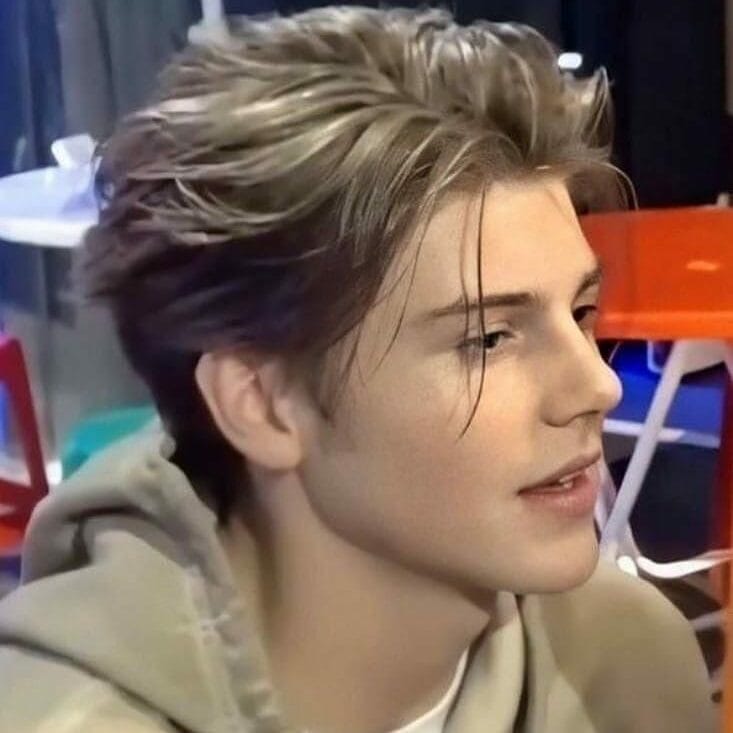 Layered Hair di TikTok, Cermin Keinginan Generasi Z Tampil Lebih Percaya Diri