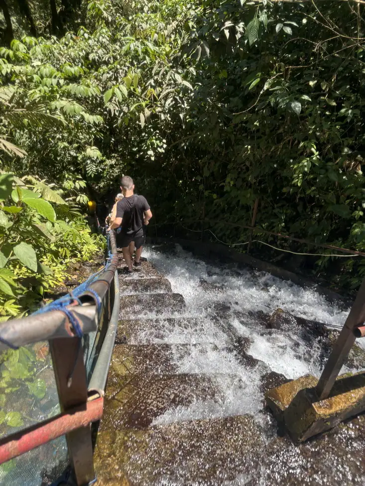 印尼瀑布Tumpak Sewu