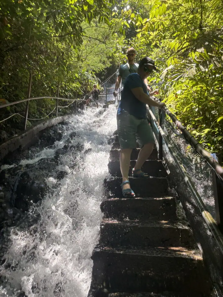 印尼瀑布Tumpak Sewu