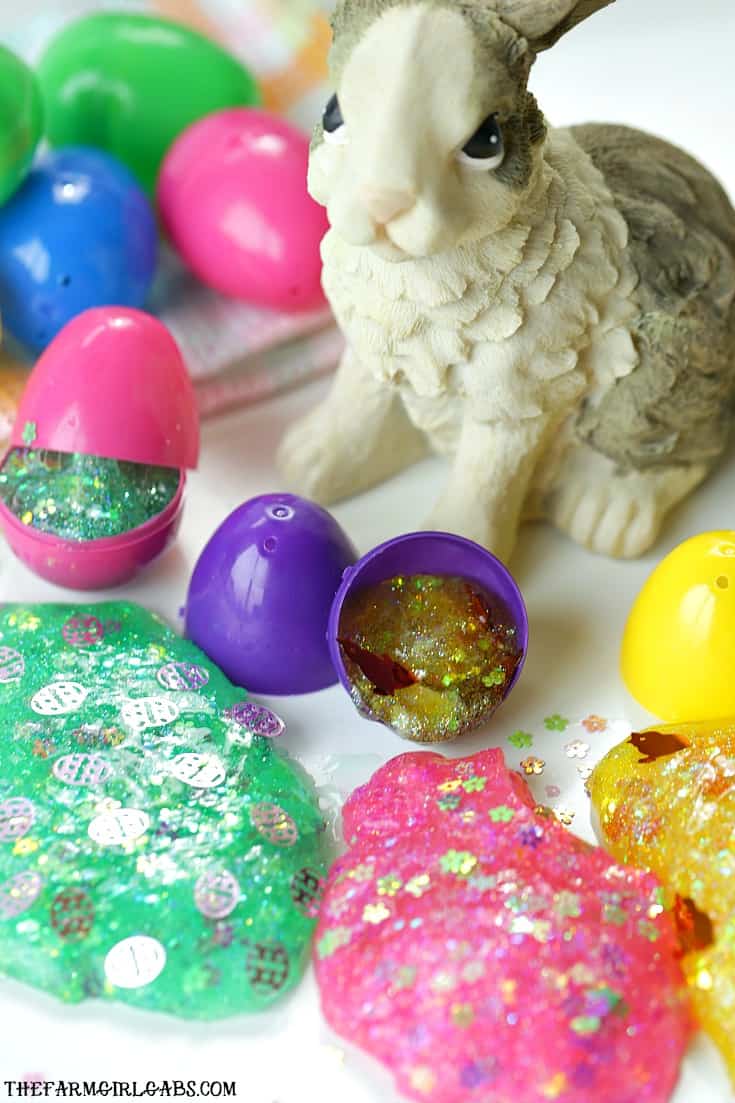 Hippity Hoppity, the kids will go crazy for these fun Easter Egg Glitter Slime Party Favors! Make a batch of this slime for your Easter Celebration. #Slime #Easter #Kids #SlimeRecipe #Crafts #PartyIdea