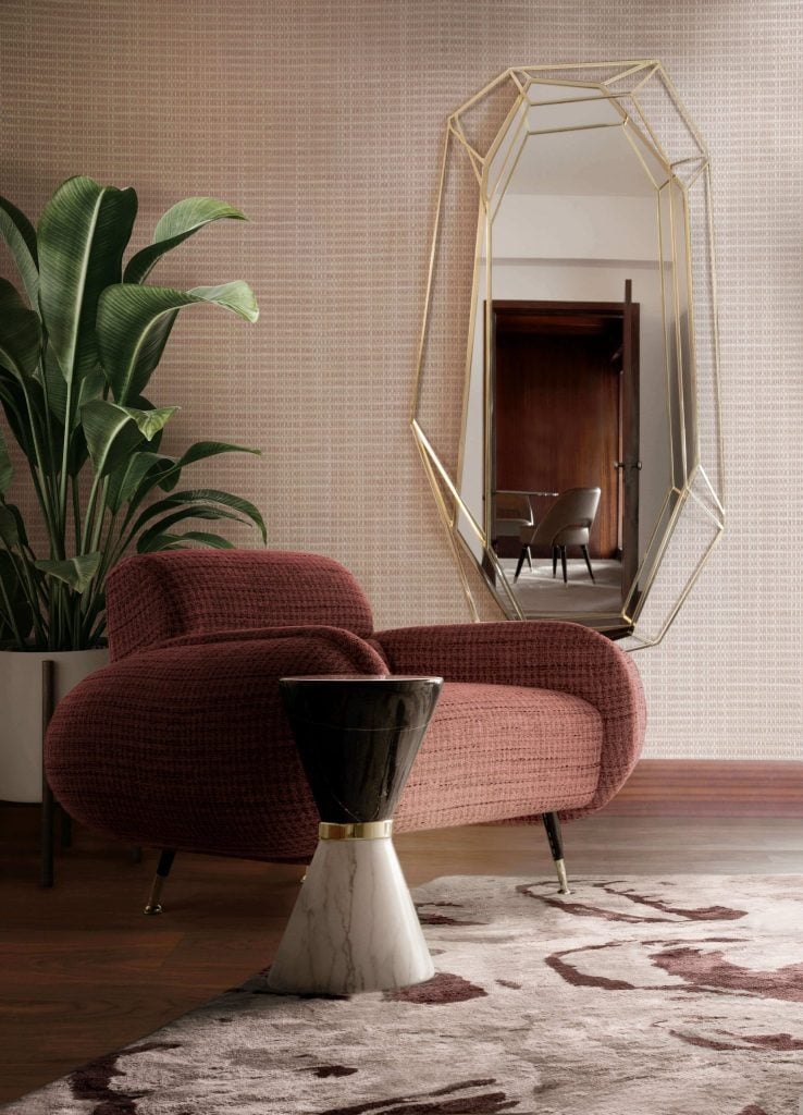 11-738x1024 11-738x1024 exquisite elegance: a collection of 20 opulent luxury side tables Exquisite Elegance: A Collection of 20 Opulent Luxury Side Tables 11 738x1024