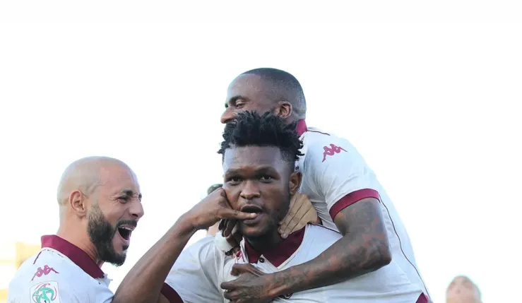 alt= Le WAC s'empare de la tête de la Botola D1