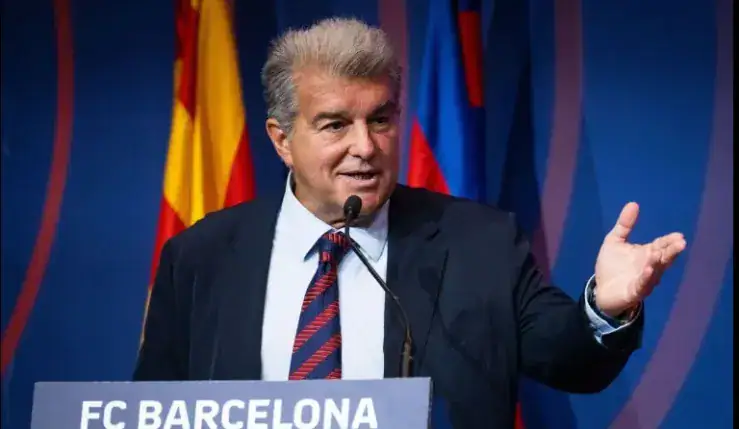 alt= Le Barça entre en campagne Laporta démissionne