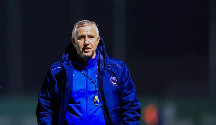 Laurențiu Reghecampf, entraîneur d'Al Hilal Oumdarman.