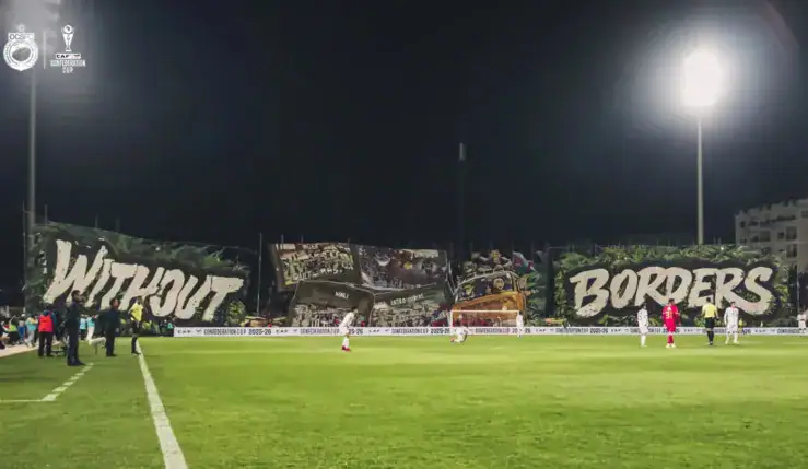 ALT= tifo Ultra Sharks Olympic Safi "Without Borders"