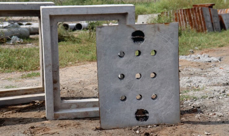 MANHOLE COVERS & FRAME