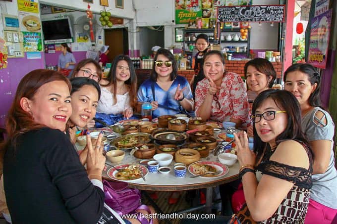 กรุ๊ปเหมา หลีเป๊ะ