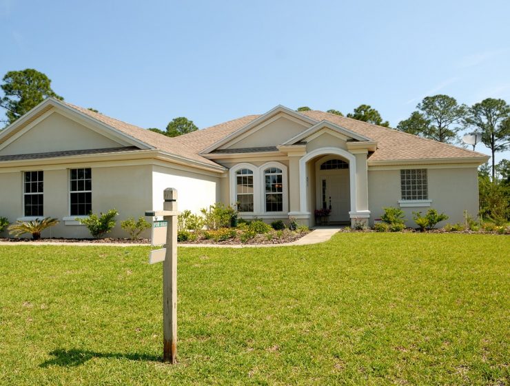 Home-Staging-Tips-that-Will-Help-You-Sell-that-House-Today_feat-740x560 Home-Staging-Tips-that-Will-Help-You-Sell-that-House-Today_feat-740x560 Home Staging Tips that Will Help You Sell that House Today home staging Home Staging: Tips that Will Help You Sell that House Today Home Staging Tips that Will Help You Sell that House Today feat 740x560