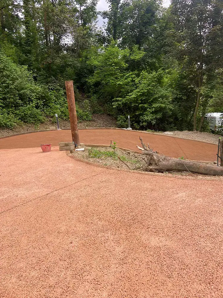 Prima Idro® calcestruzzo drenante Prima Pavimenti — calcestruzzo drenante permeabile per lo smaltimento naturale delle acque meteoriche in superficie in esterno strade vicinali di accesso, riqualifica urbana