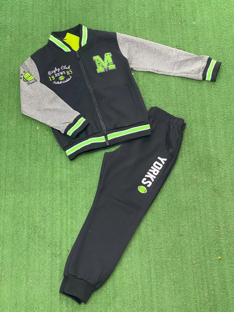 Chándal niño azul detalles gris y verde fluor