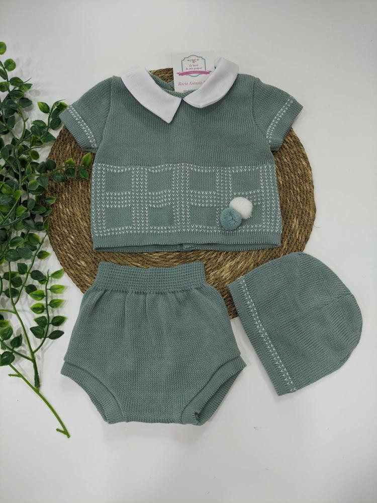 Conjunto hilo pompones con capota Verde Agua