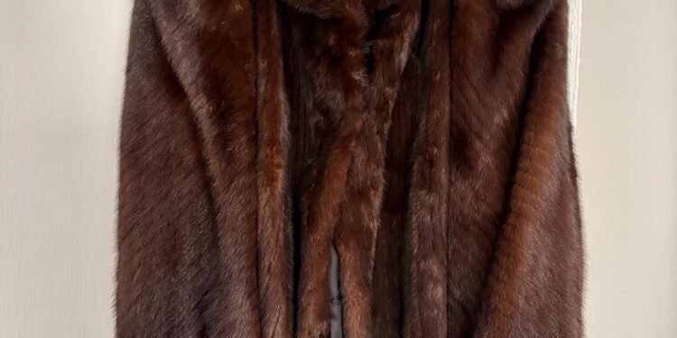 Chaquetón de visón auténtico en perfecto estado