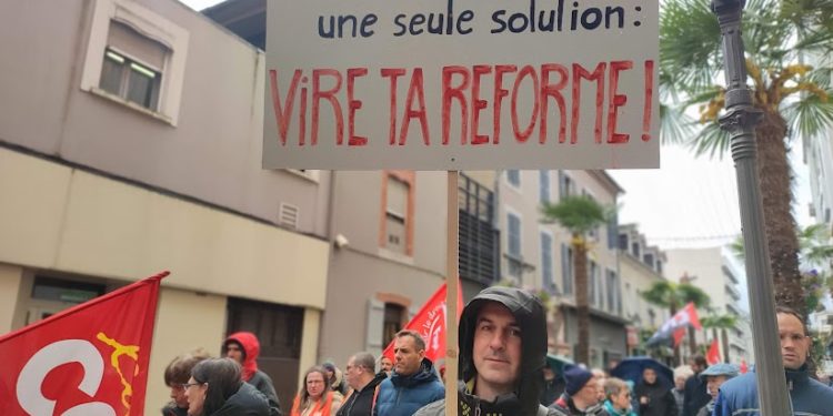 Slogans, banderoles, retrouvez toutes nos photos et vidéos de la manif du 13 avril à Tarbes