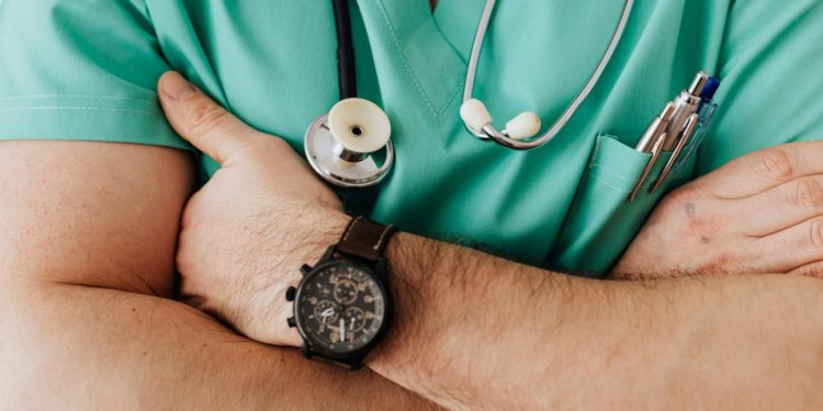 France et Europe cherchent (désespérément) médecins étrangers