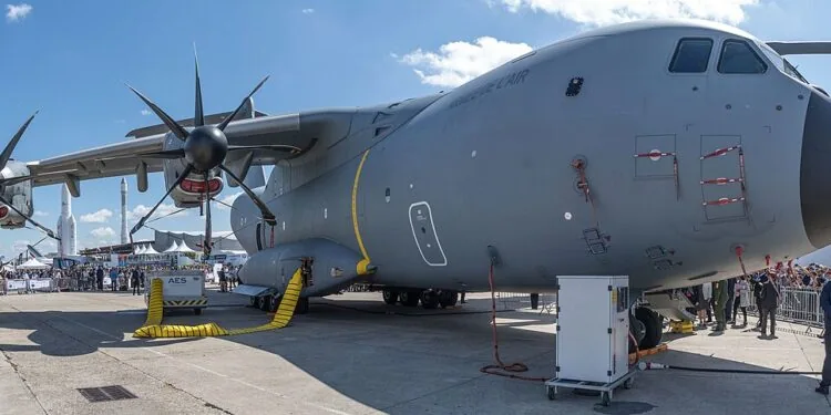 Première sortie pour l'Airbus A400m sur l'incendie en Gironde