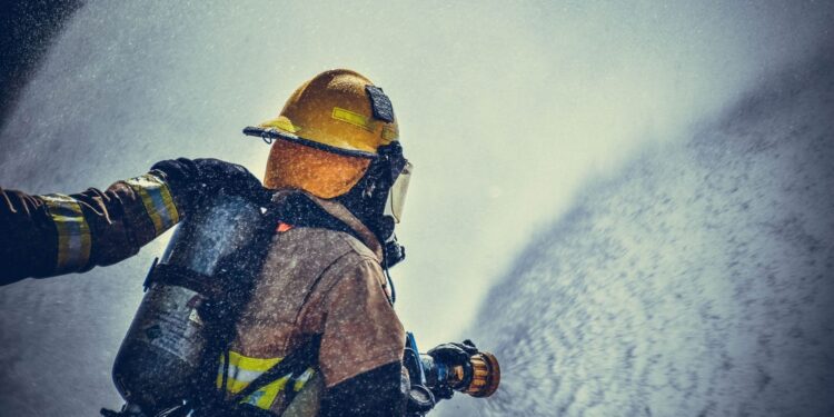 Incendies : la situation reste critique ce samedi matin