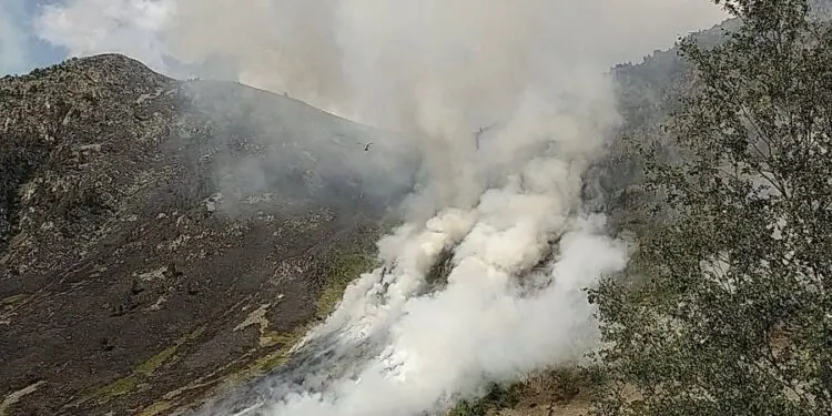 Le feu sur les hauteurs de Barèges continue de progresser
