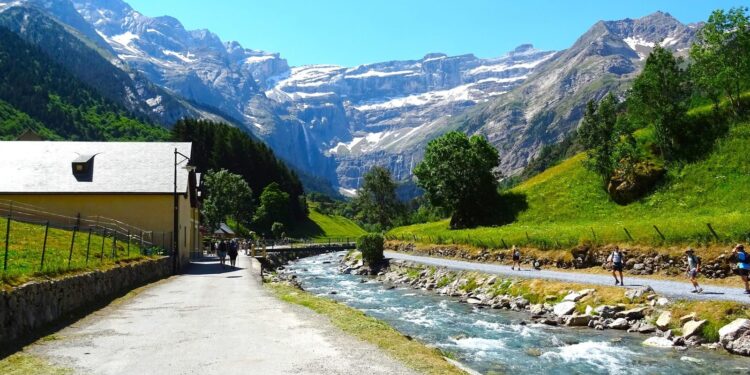 Un mort dans une chute près de la Brèche de Roland