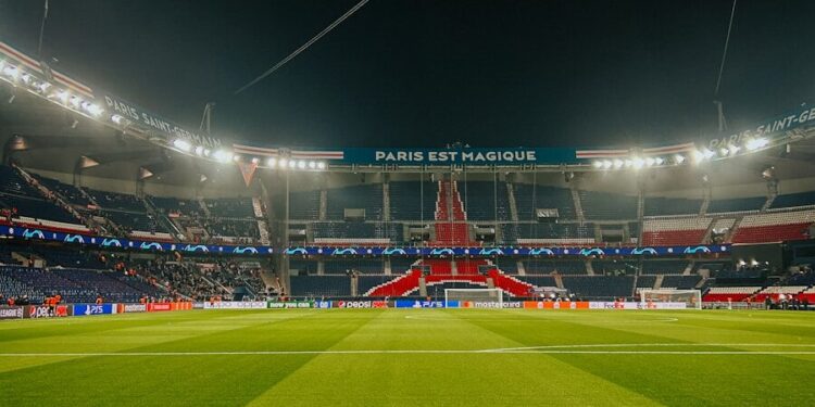 Paris Saint Germain et Manchester United font match nul en match amical