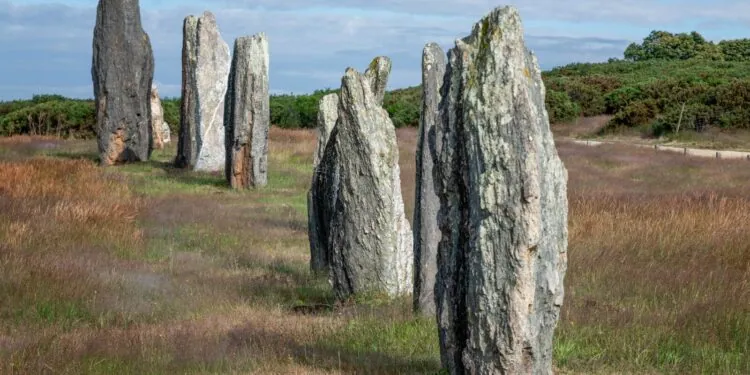 Les mystères du menhir couché enfin révélés