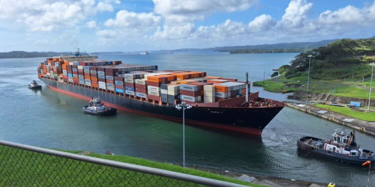 Effets El Niño : le canal de Panama va réduire son trafic