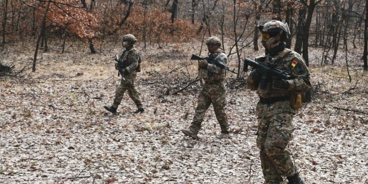 Trump et Zelensky pour une fin de guerre en Ukraine "avant l'hiver"