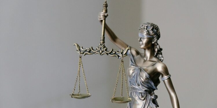 Un tatoueur accusé de viols et agressions sexuelles