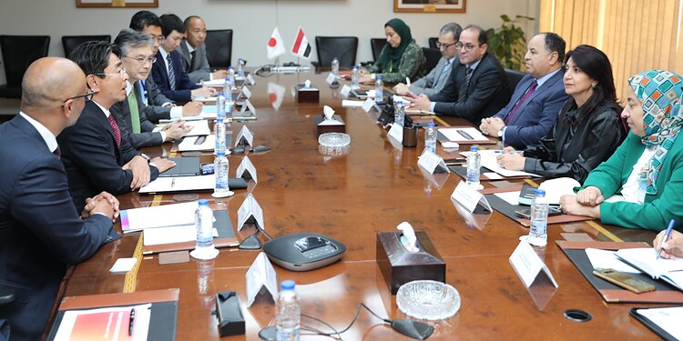 استقبل الدكتور محمد معيط وزير المالية وفدا رفيع المستوى من شركة اليابان الدولية للتبغ