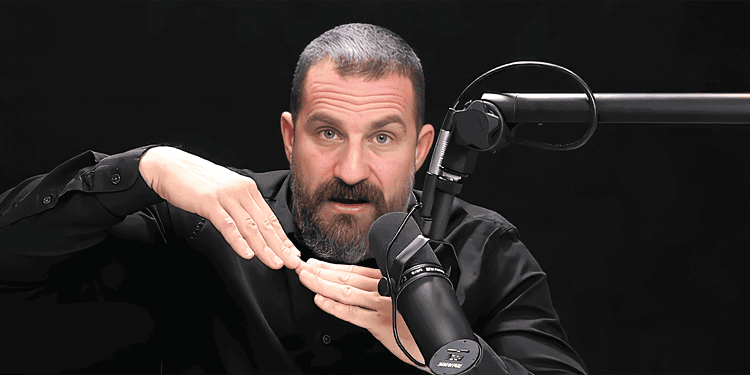 The biology of bonding: Andrew Huberman explains attachment and desire