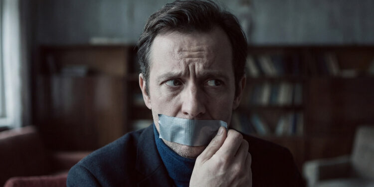 People consistently overestimate the social backlash of changing their political beliefs, new psychology research shows