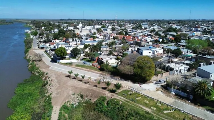 La Provincia y la municipalidad de Coronda transforman la costanera con una obra que alcanza el 65 % de avance