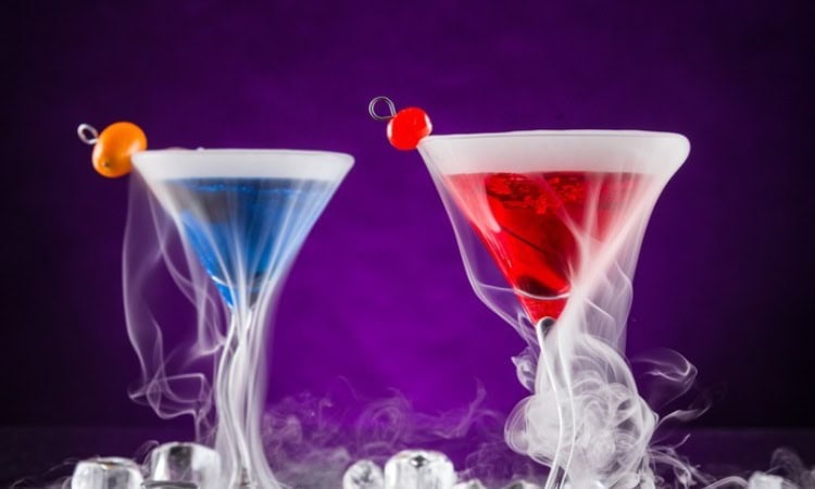 Dry ice untuk minuman, Sumber: pixers.pics