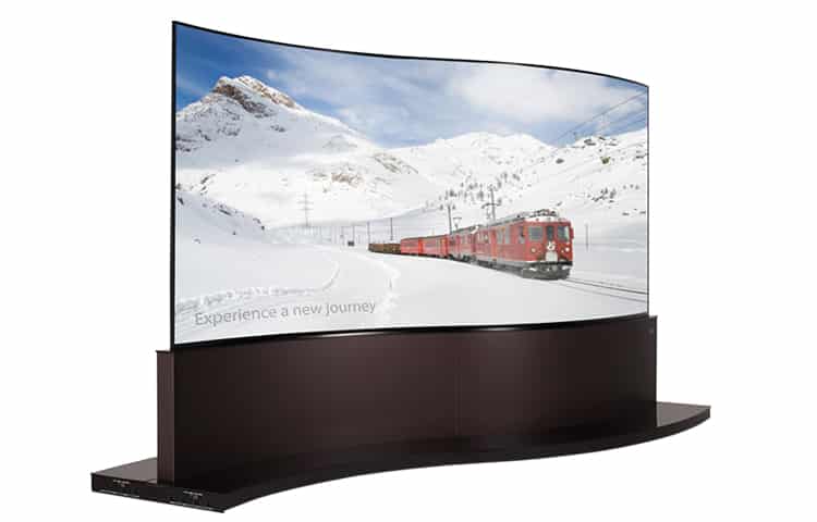 Renting Video Walls with Curvature