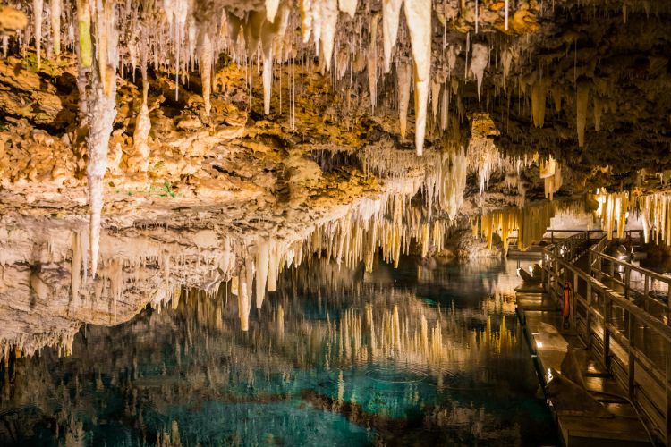 Things to do in Bermuda when it rains caves